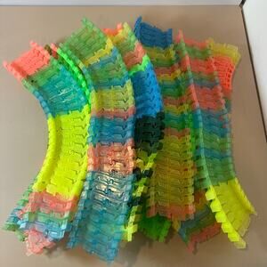 Huge Lot of Magic Tracks Trax Glow in the Dark + Dinosaur 225" 18+ Feet